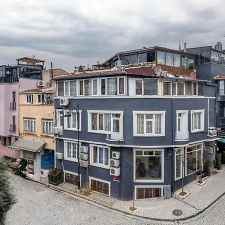 Bahaus Hostel Near Bluemosque And Hagiasophiamosque - 2 Minutes-3